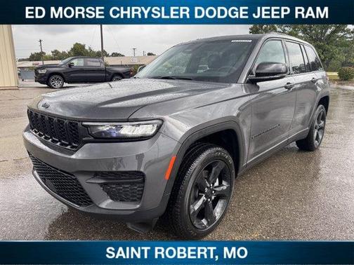 2025 Jeep Grand Cherokee Laredo