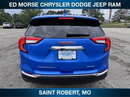 2024 GMC Terrain SLT