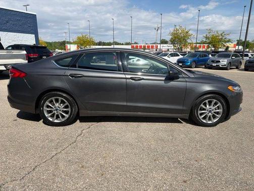 Magnetic 2017 Ford Fusion SE