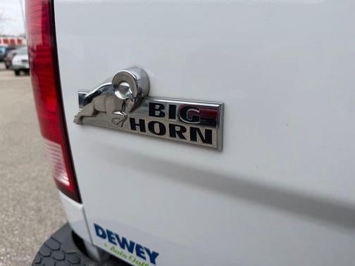 Bright White Clearcoat 2017 RAM 1500 Big Horn