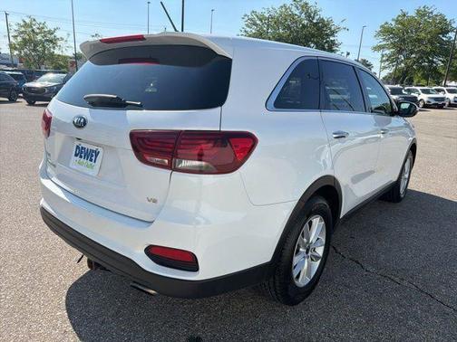 Snow White Pearl 2020 Kia Sorento LX