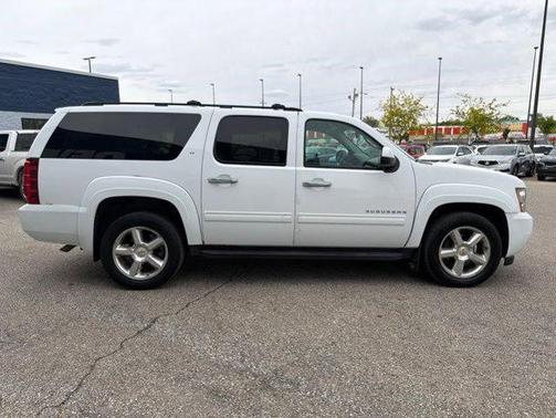Summit White 2012 Chevrolet Suburban 1500 LT