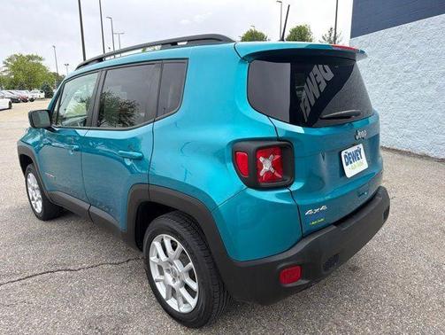 Bikini Metallic Clearcoat 2021 Jeep Renegade Latitude