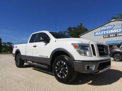 Pearl White 2018 Nissan Titan PRO-4X