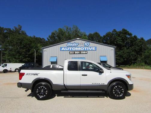 Pearl White 2018 Nissan Titan PRO-4X