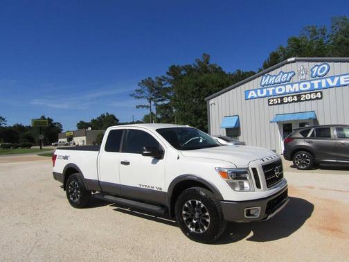 Pearl White 2018 Nissan Titan PRO-4X