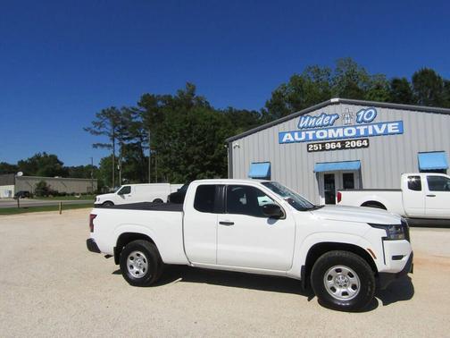 Glacier White 2022 Nissan Frontier S
