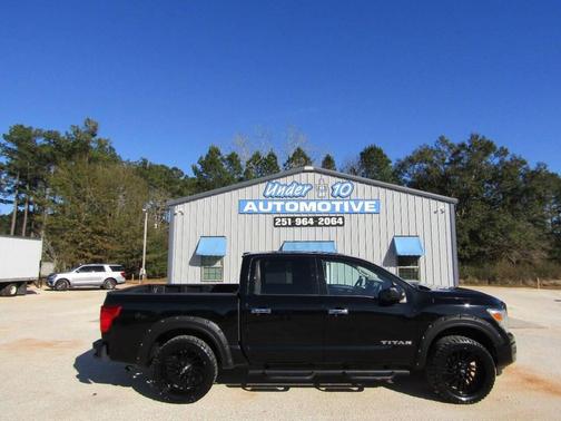 2021 Nissan Titan SV