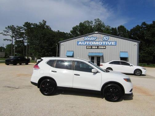 Glacier White 2016 Nissan Rogue S