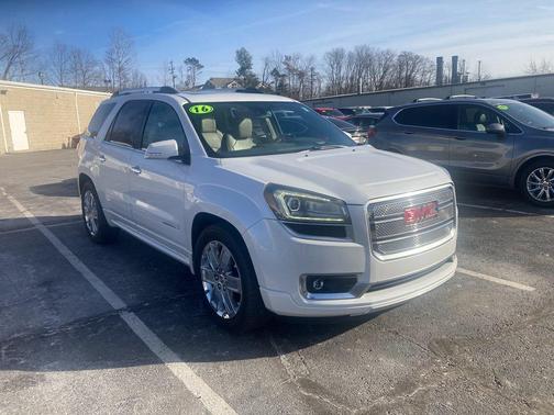 2016 GMC Acadia Denali