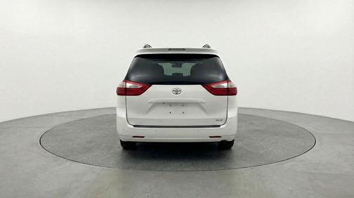 2015 Toyota Sienna XLE Premium