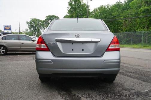 2009 Nissan Versa 1.8 S