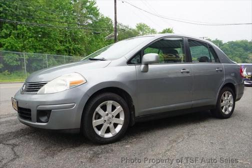 2009 Nissan Versa 1.8 S
