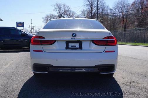 2016 BMW 750 i xDrive