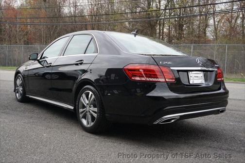 2015 Mercedes-Benz E-Class 4dr Sedan E 250 BlueTEC Sport RWD