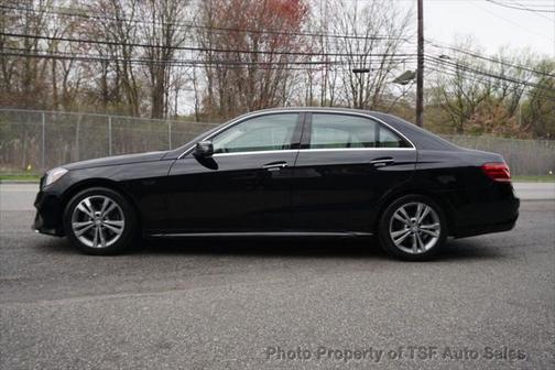 2015 Mercedes-Benz E-Class 4dr Sedan E 250 BlueTEC Sport RWD