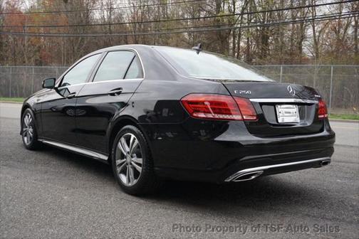 2015 Mercedes-Benz E-Class 4dr Sedan E 250 BlueTEC Sport RWD