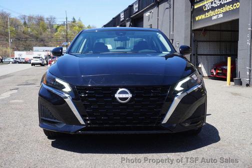 Super Black 2024 Nissan Altima SR Intelligent AWD