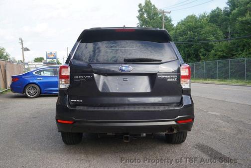 Dark Gray Metallic 2017 Subaru Forester 2.5i Premium