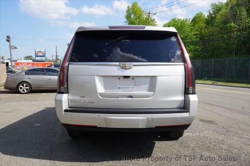 2017 Cadillac Escalade ESV Luxury