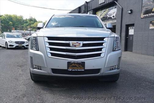 2017 Cadillac Escalade ESV Luxury