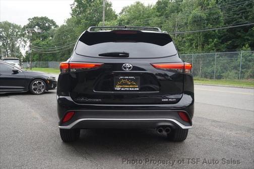 2022 Toyota Highlander XSE