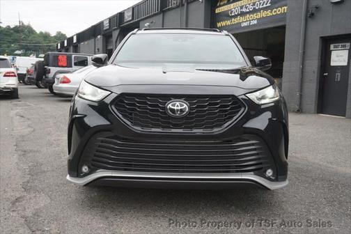 2022 Toyota Highlander XSE