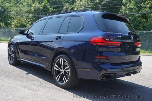 2021 BMW X7 M50i