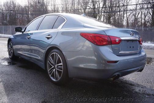 2015 INFINITI Q50 Sport
