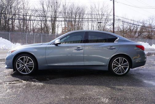 2015 INFINITI Q50 Sport