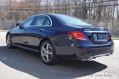 2017 Mercedes-Benz E-Class 4MATIC