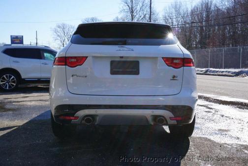 2017 Jaguar F-PACE S