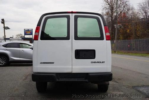 2006 Chevrolet Express 2500 Base