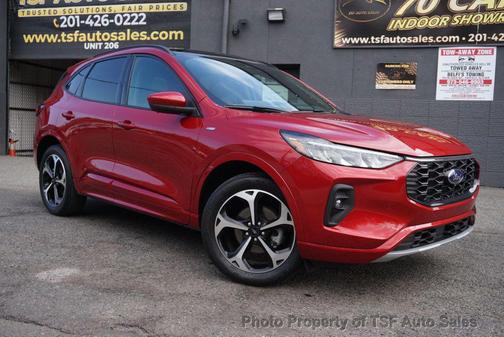 Rapid Red Metallic Tinted Clearcoat 2023 Ford Escape ST-Line Select