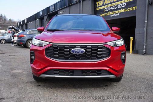 Rapid Red Metallic Tinted Clearcoat 2023 Ford Escape ST-Line Select