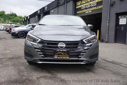 Gray Sky Pearl 2025 Nissan Versa 1.6 SV