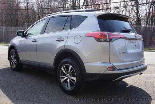Silver Sky Metallic 2017 Toyota RAV4 XLE