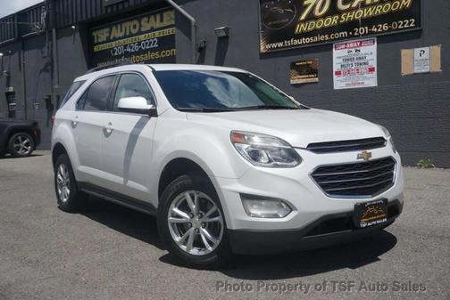 Summit White 2017 Chevrolet Equinox 1LT