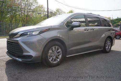 Cement 2026 Toyota Sienna LE