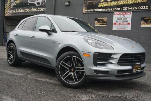 2020 Porsche Macan Base