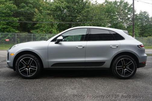 2020 Porsche Macan Base