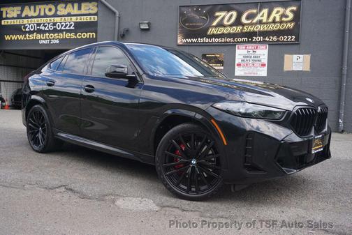 Black Sapphire Metallic 2024 BMW X6 xDrive40i