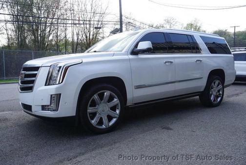 Crystal White Tricoat 2019 Cadillac Escalade ESV Premium Luxury