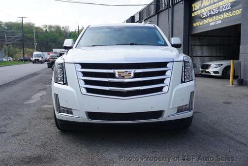 Crystal White Tricoat 2019 Cadillac Escalade ESV Premium Luxury