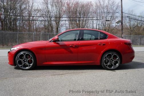 Alfa Rosso 2020 Alfa Romeo Giulia Ti Sport