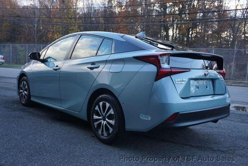 2019 Toyota Prius XLE