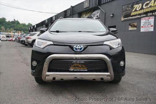 2016 Toyota RAV4 Hybrid XLE