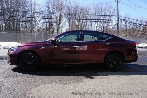 2025 Nissan Altima SV AWD