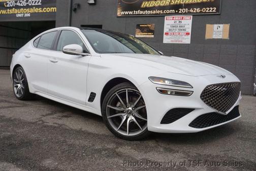 2022 Genesis G70 2.0T AWD