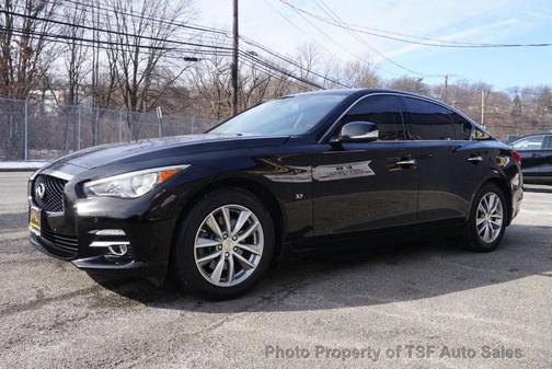 2015 INFINITI Q50 Premium